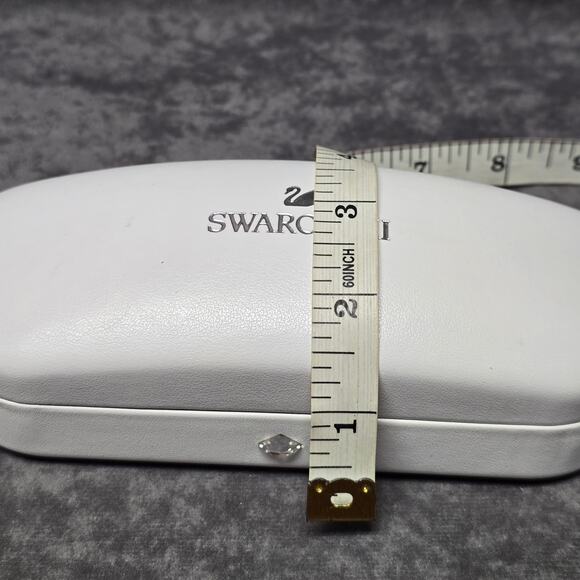 Swarovski White Leather Clamshell Eye Glass Case Clam Shell - Picture 10 of 13